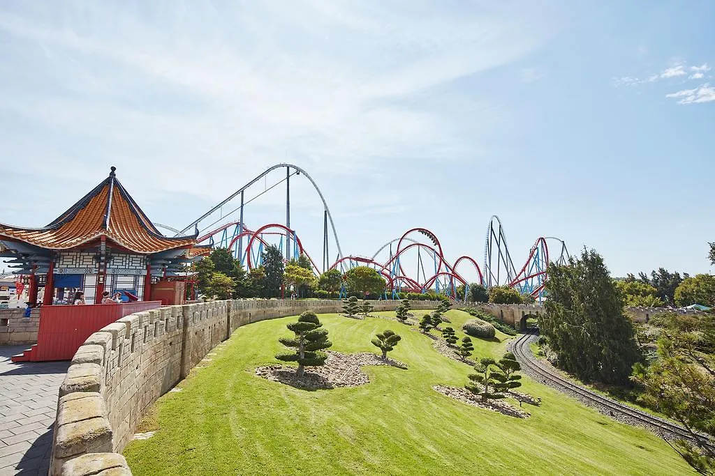 Portaventura Hotel Gold River - Includes Unlimited Access To Portaventura Park & 1 Access To Ferrari Land Salou