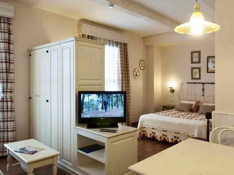 Portaventura Hotel Gold River - Includes Unlimited Access To Portaventura Park & 1 Access To Ferrari Land Salou